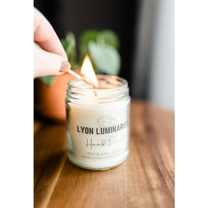 Lyon 9-GAR-1 Gardenia Soy Blend Candle