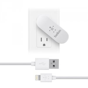 Belkin F8J077TT04-WHT Swivel Charger + Lightning Chargesync Cable (2.1