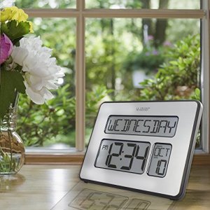 Lacrosse 513-1419BL-INT Atomic Digital Wall Clock       With Indoor Te