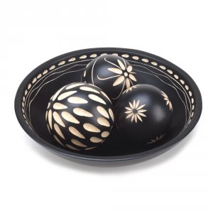 Accent 10015353 Beautiful Black Decorative Wood Balls With Detailed Tr