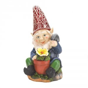 Summerfield 10016216 Gardening Gnome Solar Statue