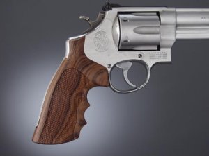 Hogue 29301 Sw N Frame Round Butt Revolver Pau Ferro Checkeredh Wood G