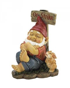 Summerfield 10018696 Garden Gnome On Strike