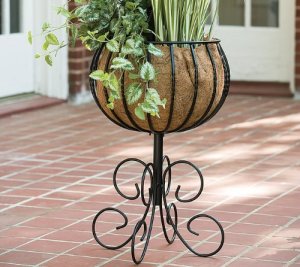 Gardman R954 Blacksmith Patio Urn