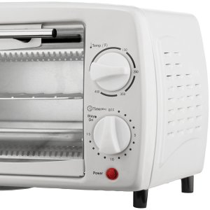 Brentwood TS-345W 9-liter (4 Slice) Toaster Oven Broiler (white)