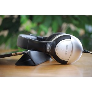 Koss 185852 Quiet Zone Qz Pro Headphones W Active Noise Reduction