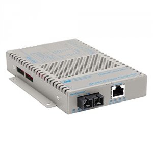 Omnitron  Omniconverter 10-100-1000 Poe+ Gigabit Ethernet Fiber Media 