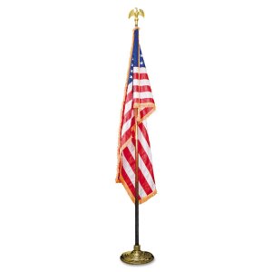 Advantus AVT MBE031400 Advantus Goldtone Eagle Deluxe U.s. Flag Set - 