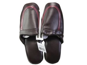 Bulk PC916 Men039;s Faux Leather Slippers On Hanger Sizes 8-13