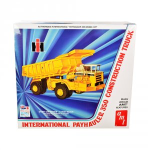 Amt AMT1209 Brand New 125 Scale Plastic Model Kit Of International Pay