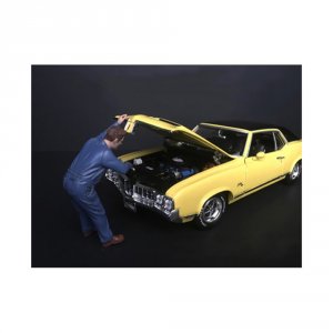 American 38279 Brand New 124 Scale Of Mechanic Frank Under The Hood Fi