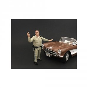 American 77465 Highway Patrol Officer Directing Traffic Figurines  Fig