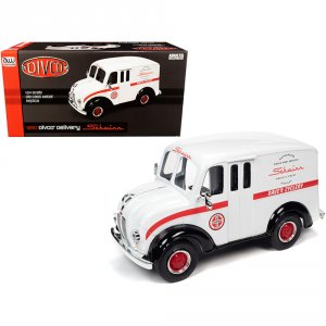 Autoworld AW24009 Brand New 124 Scale Diecast Car Model Of 1950 Divco 