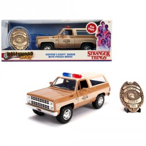 Jada 31111 Hopper\'s Chevrolet Blazer With Police Badge Hawkins Police