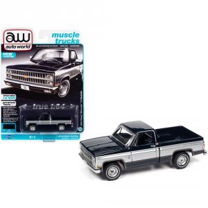 Autoworld 64312-AWSP069A 1982 Chevrolet Silverado 10 Fleetside Pickup 