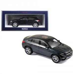 Norev 183450 2014 Mercedes Gla Class Black 118 Diecast Model Car By