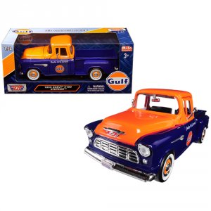 Motormax 79651 1955 Chevrolet 5100 Stepside Pickup Truck Gulf Dark Blu