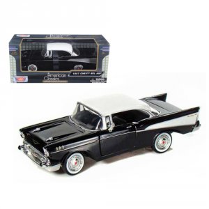 Motormax 73228grn 1957 Chevrolet Bel Air Black With White Top 124 Diec