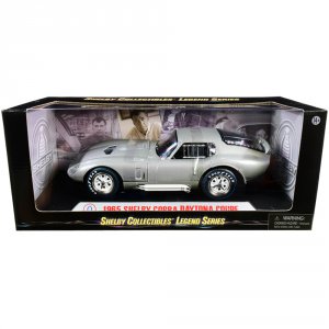 Shelby SC132 1965 Shelby Cobra Daytona Coupe Diecast Model - Silver 11