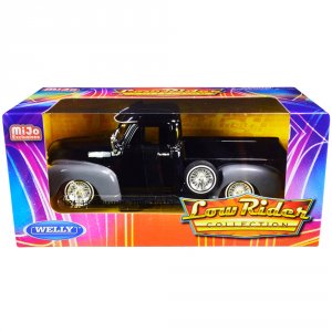 Welly 22087LRW-BK 1953 Chevrolet 3100 Pickup Truck Black And Gray Low 