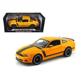 Shelby SC451 2013 Ford Mustang Boss 302 Yellow With Black Stripes 118 