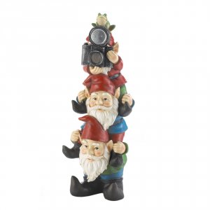 Summerfield 10018960 Stack Of Gnomes And Frog Solar Garden Light