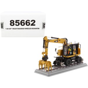 Diecast 85662 Cat Caterpillar M323f Railroad Wheeled Excavator With Op