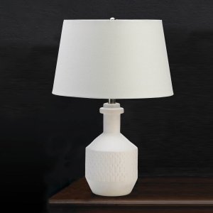 Nikki 5001108 Lamp With Geometric Detailing - White