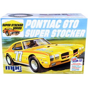 Mpc MPC939M Skill 2 Model Kit 1970 Pontiac Gto Super Stocker 125 Scale