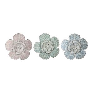 Homeroots.co 376601 Flower Metal Wall Decor With Matte Finish