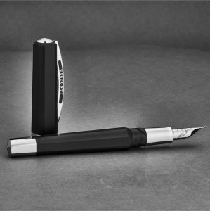 Brav 738ST04A59B Visconti  'opera Metal' True Black Broad Nib Fountain