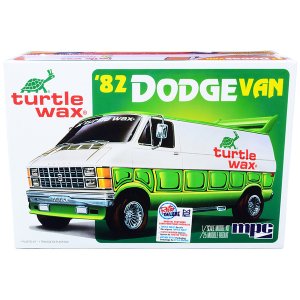 Mpc MPC943M Skill 2 Model Kit 1982 Dodge Van Custom Turtle Wax 2-in-1 