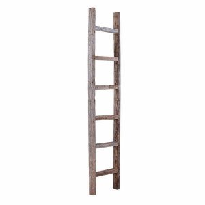 Homeroots.co 380332 7 Step Rustic Weathered Gray Wood Ladder Shelf