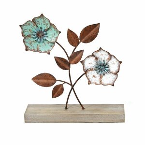 Homeroots.co 331478 Distressed Metal Flower Tabletop