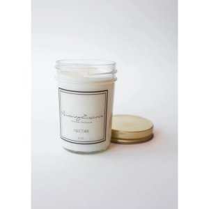 Amazing SOY-05 8oz. Classic Soy Scented Candle (teakwood)