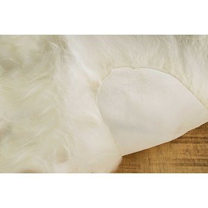 Homeroots.co 293180 2' X 3' White Natural Wool Long-haired Sheepskin A