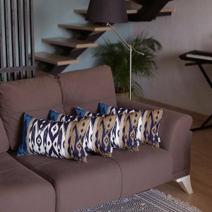 Homeroots.co 376869 Set Of 4 Brown And Blue Ikat Design Lumbar Pillow 