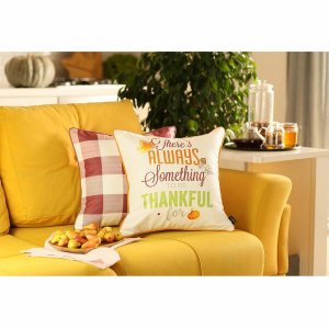 Homeroots.co 376890 Set Of 2 18 Fall Thanksgiving Gingham Throw Pillow