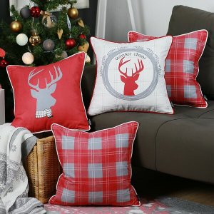 Homeroots.co 376896 Set Of 4 18 Winter Deer Throw Pillow Cover In Mult