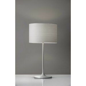 Homeroots.co 372789 White On White Metal Table Lamp