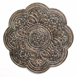 Homeroots.co 321245 Elegant Bronze Medallion Metal Wall Decor