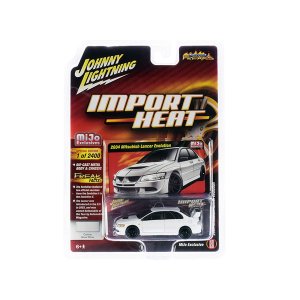 Johnny JLCP7311 2004 Mitsubishi Lancer Evolution White With Black Whee