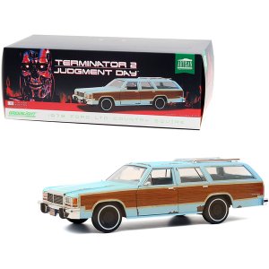 Greenlight 19085 1979 Ford Ltd Country Squire Light Blue With Wood Gra