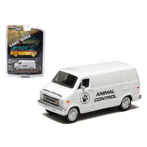 Greenlight 29782 1976 Dodge B-100 Van Animal Control Hobby Exclusive 1