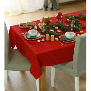 Homeroots.co 376831 120 Merry Christmas Rectangle Tablecloth In  Red