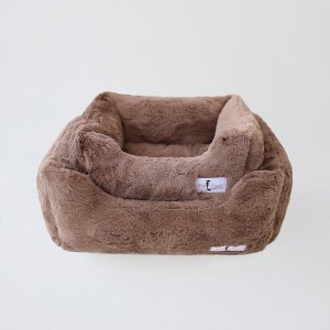 Hello 70050 Bella Dog Bed