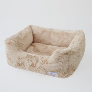 Hello 70037 Luxe Dog Bed