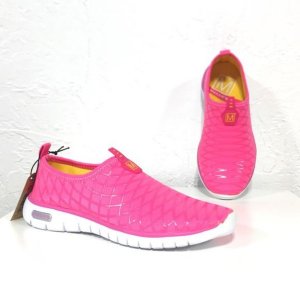 Perfect 655295328706 Gaby Fuchsia Pink Slip-on Sneaker Flats – Size 