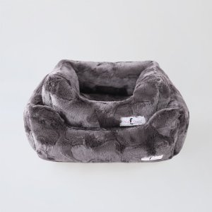 Hello 70033 Luxe Dog Bed