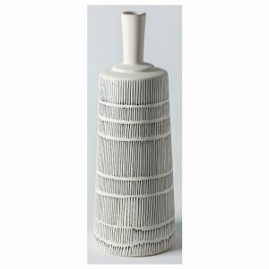 Plutus PBTH93747 Vase In White Porcelain